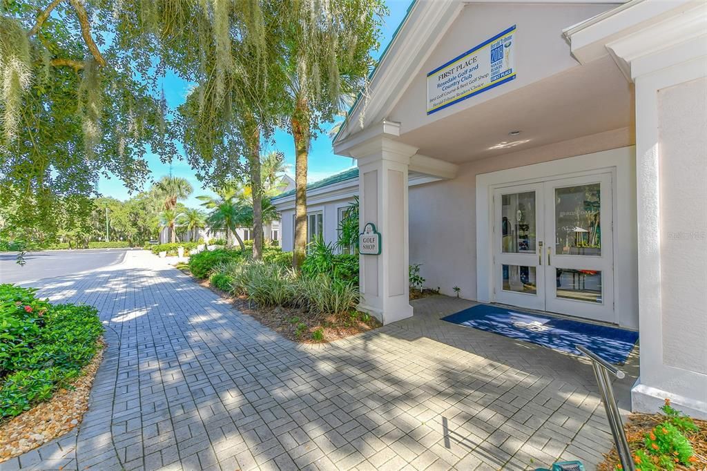 Active With Contract: $659,900 (2 beds, 2 baths, 2548 Square Feet)