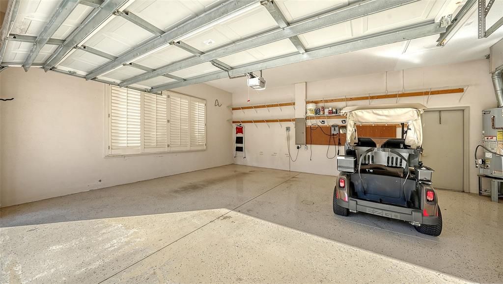 Active With Contract: $659,900 (2 beds, 2 baths, 2548 Square Feet)