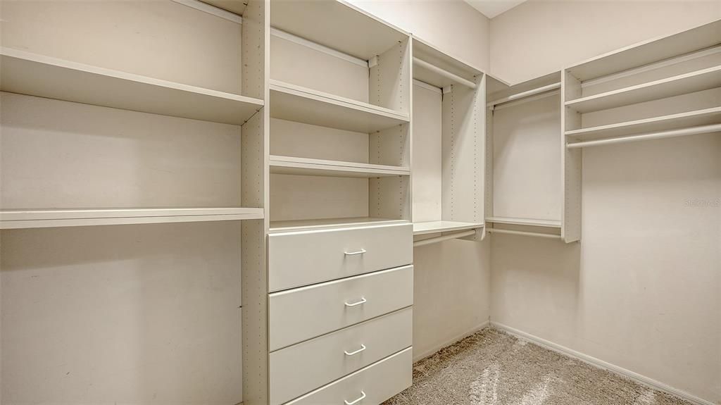 Active With Contract: $659,900 (2 beds, 2 baths, 2548 Square Feet)