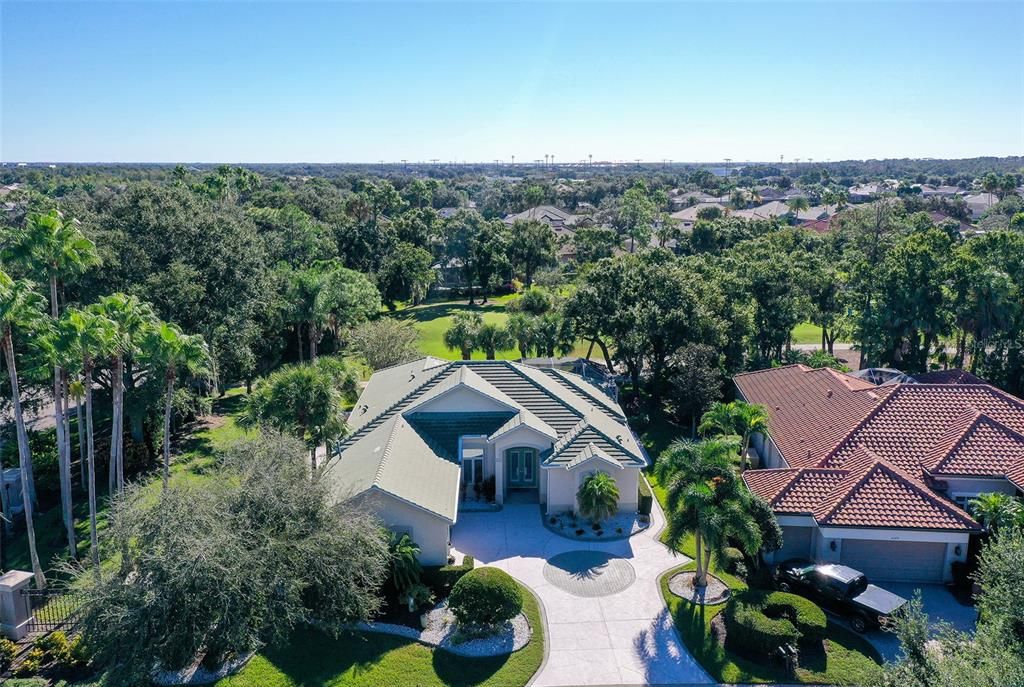 Active With Contract: $659,900 (2 beds, 2 baths, 2548 Square Feet)