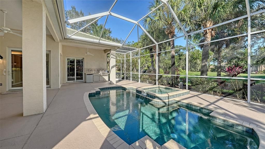 Active With Contract: $659,900 (2 beds, 2 baths, 2548 Square Feet)