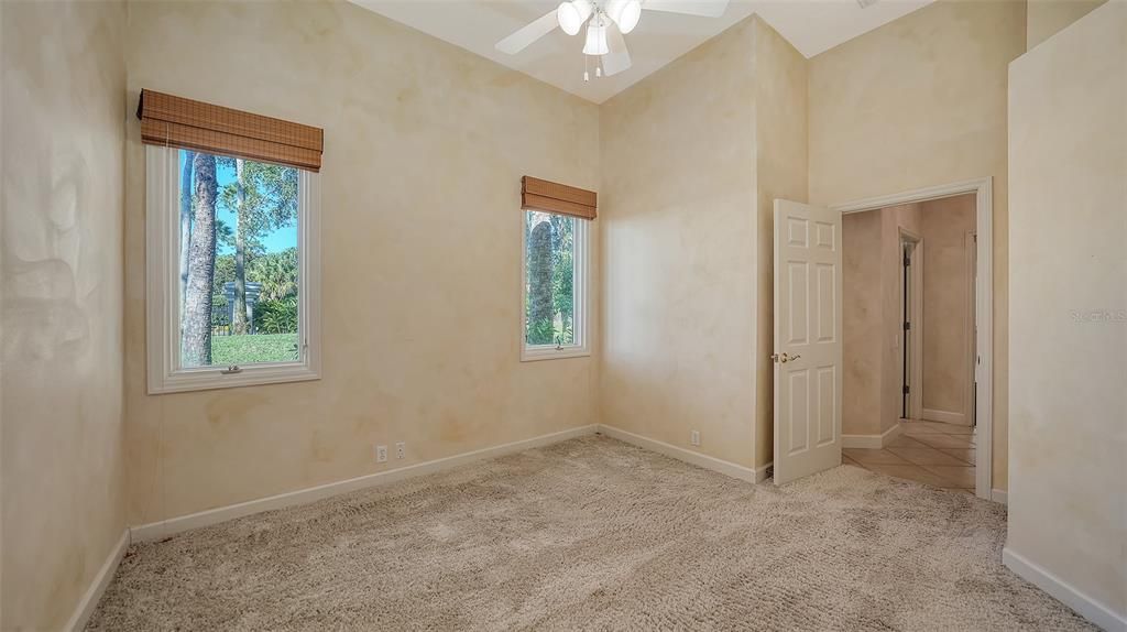 Active With Contract: $659,900 (2 beds, 2 baths, 2548 Square Feet)