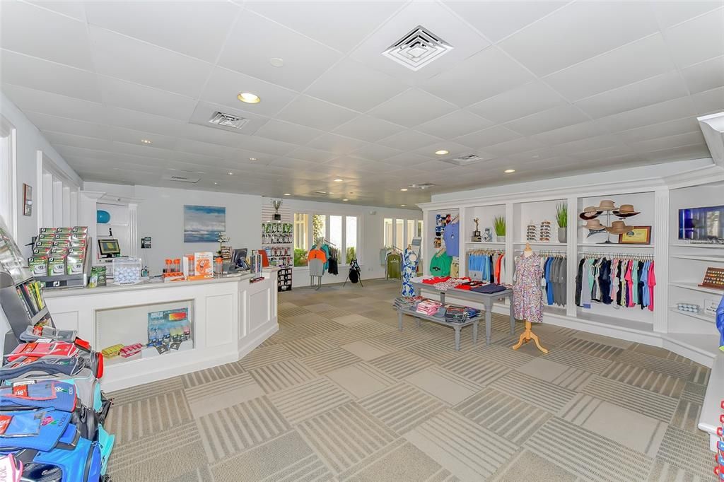 Active With Contract: $659,900 (2 beds, 2 baths, 2548 Square Feet)