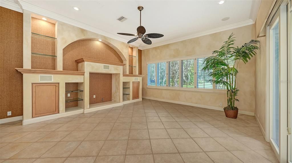 Active With Contract: $659,900 (2 beds, 2 baths, 2548 Square Feet)