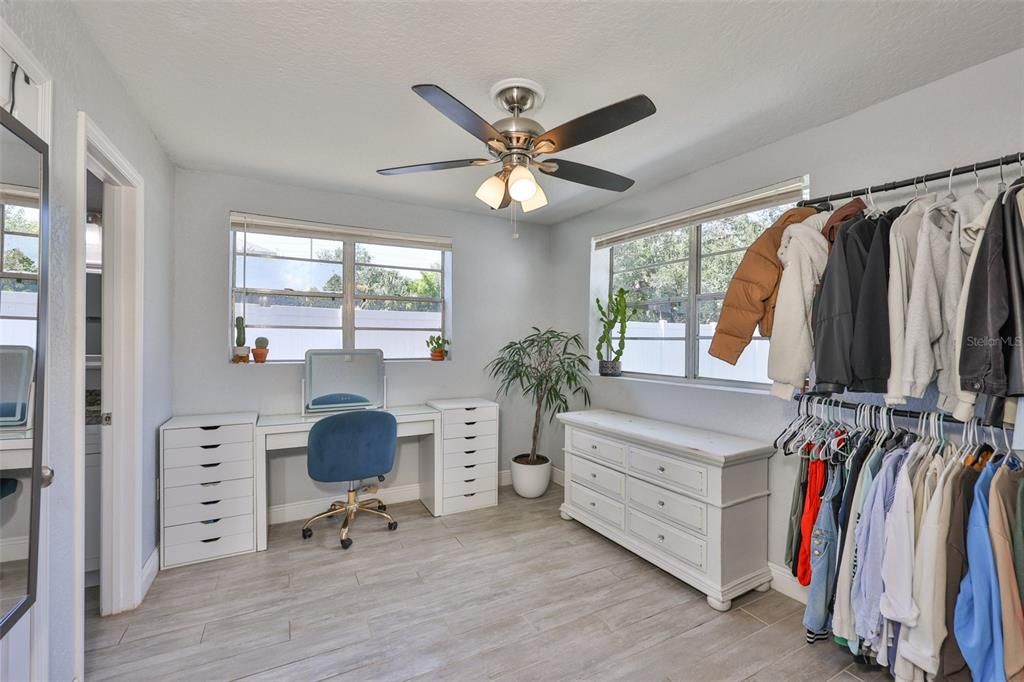 Active With Contract: $480,000 (4 beds, 3 baths, 1242 Square Feet)