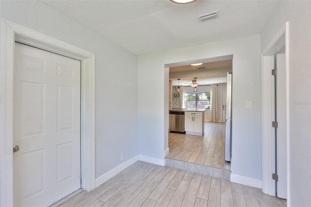 Active With Contract: $480,000 (4 beds, 3 baths, 1242 Square Feet)