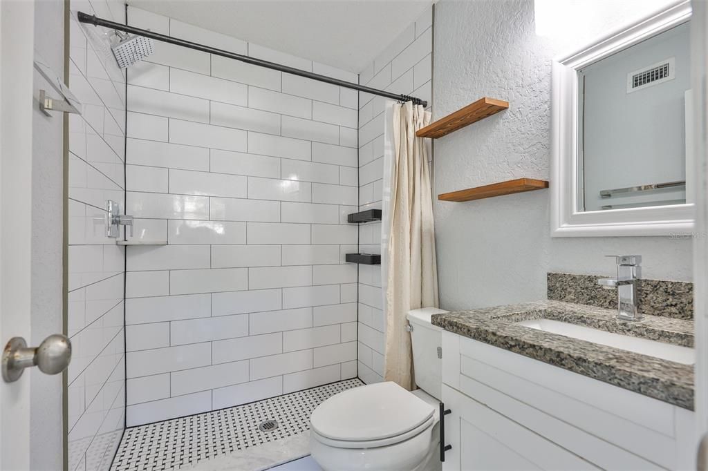 Active With Contract: $480,000 (4 beds, 3 baths, 1242 Square Feet)