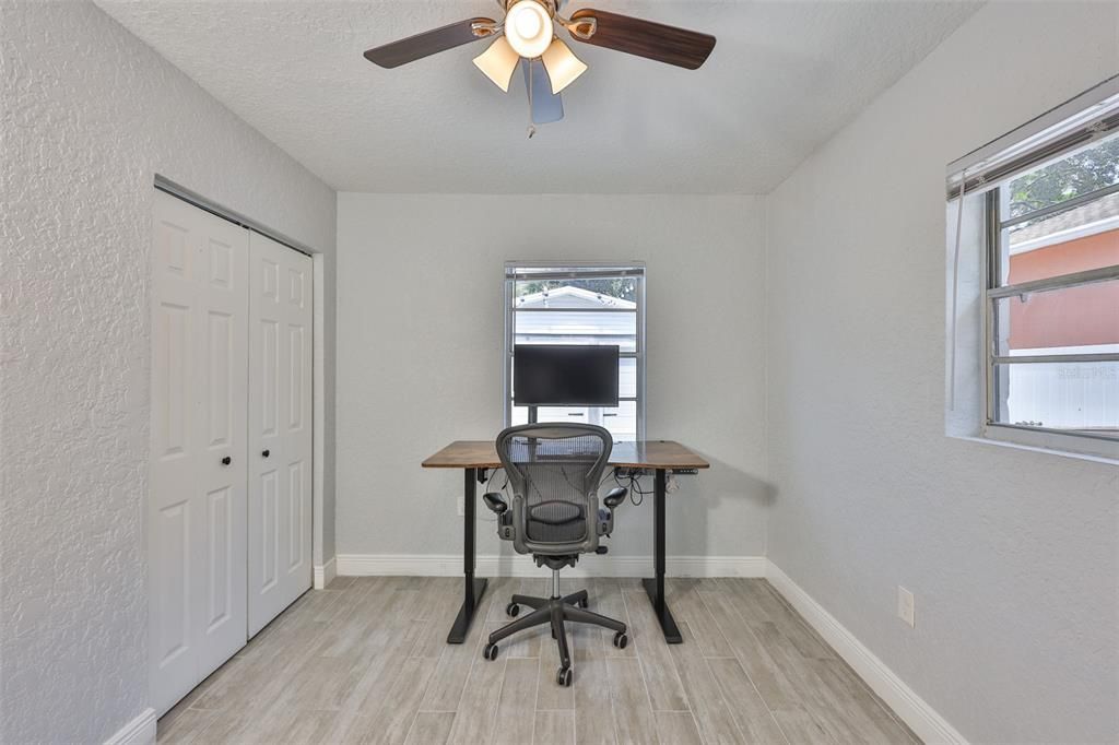 Active With Contract: $480,000 (4 beds, 3 baths, 1242 Square Feet)
