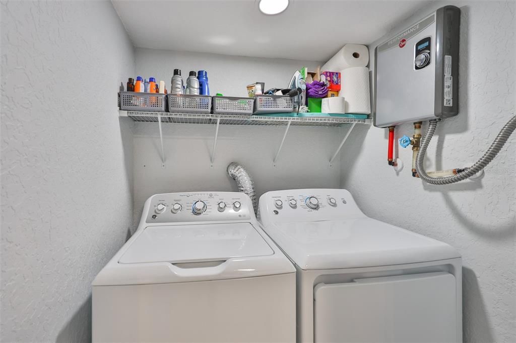 Active With Contract: $480,000 (4 beds, 3 baths, 1242 Square Feet)