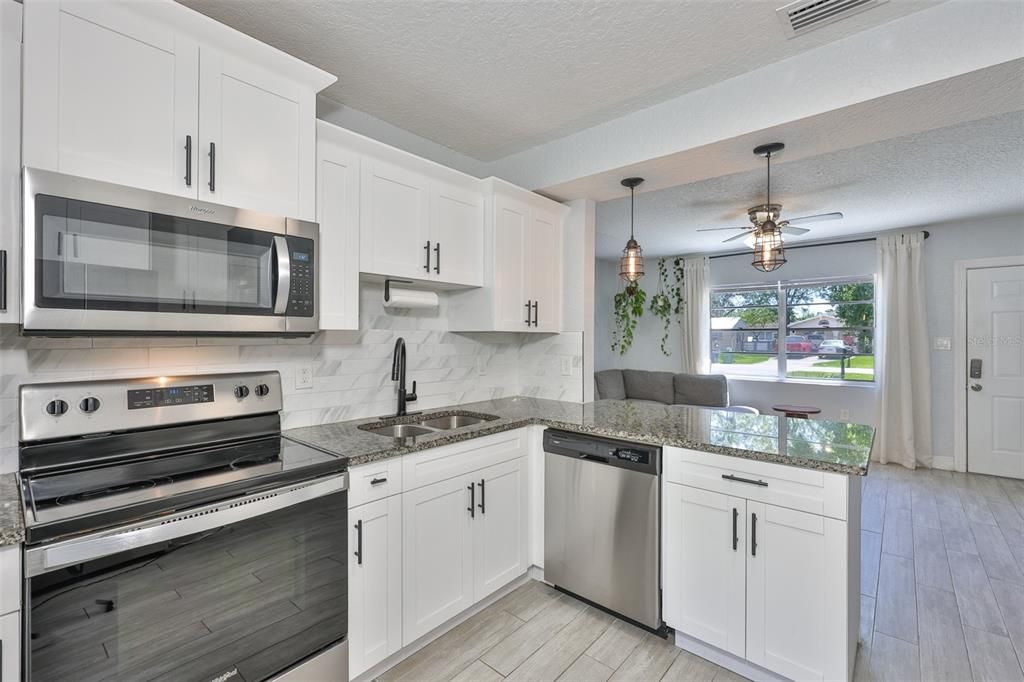 Active With Contract: $480,000 (4 beds, 3 baths, 1242 Square Feet)