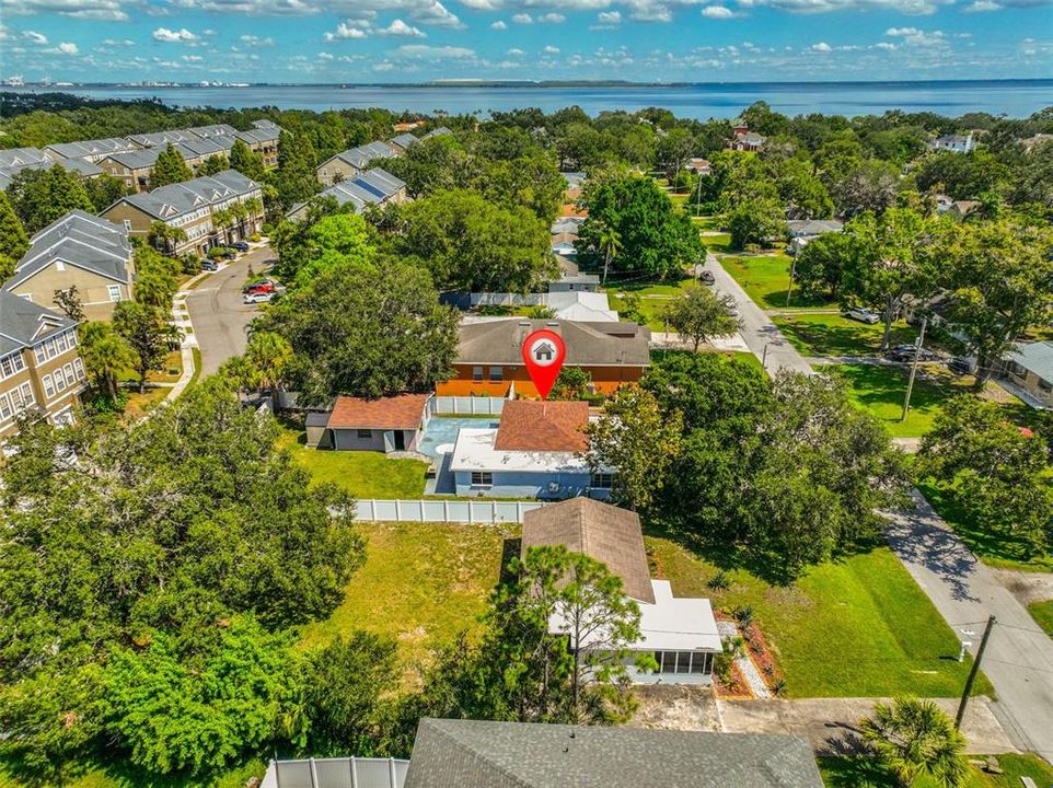 Active With Contract: $480,000 (4 beds, 3 baths, 1242 Square Feet)