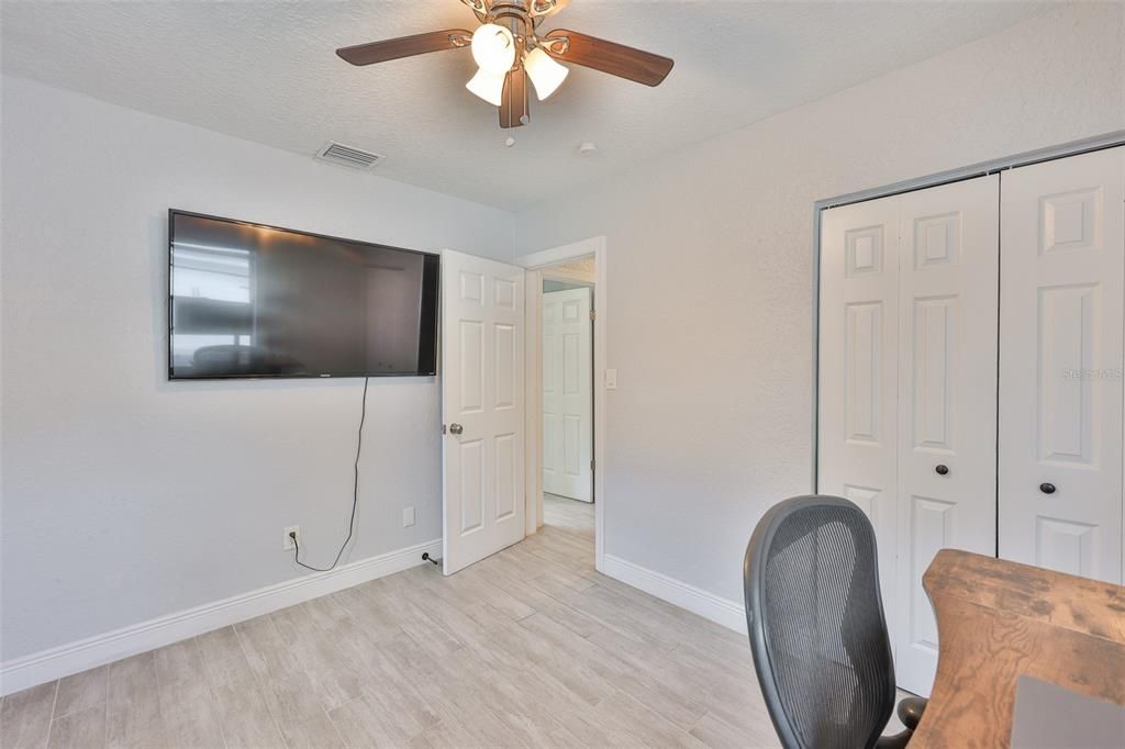 Active With Contract: $480,000 (4 beds, 3 baths, 1242 Square Feet)