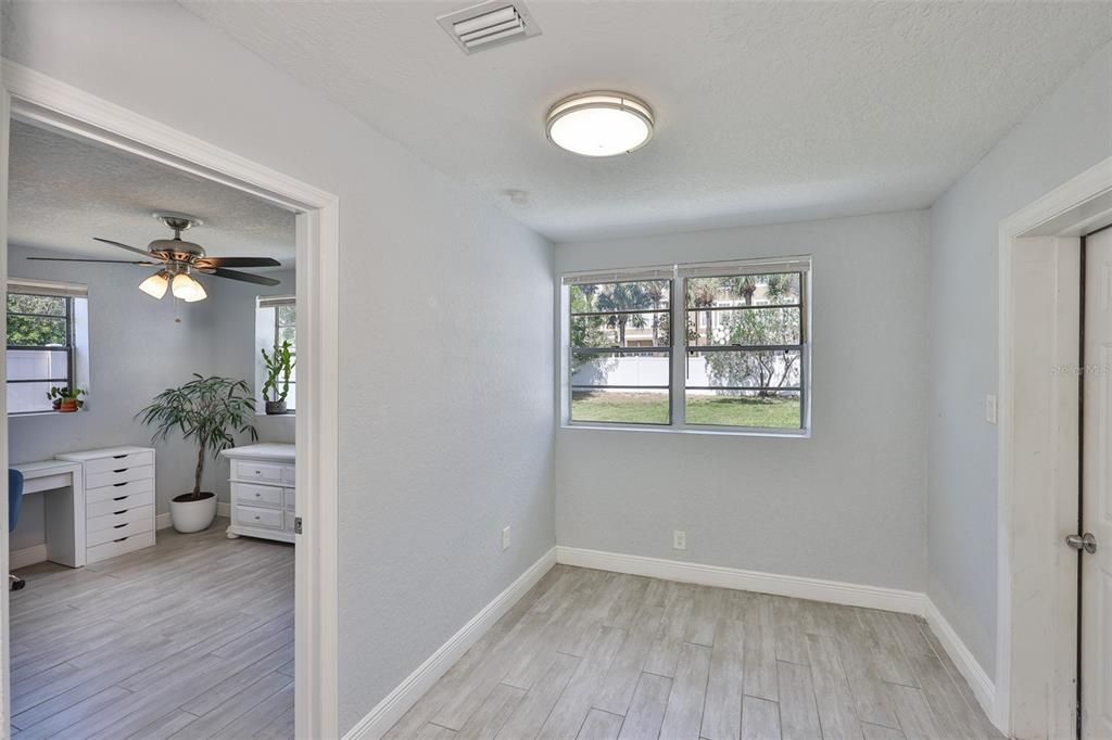 Active With Contract: $480,000 (4 beds, 3 baths, 1242 Square Feet)