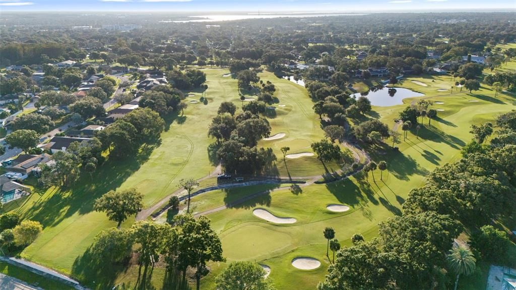 En Venta: $1,124,900 (5 camas, 3 baños, 3220 Pies cuadrados)