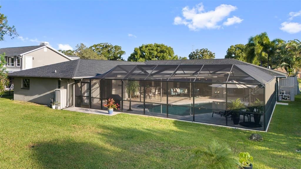 En Venta: $1,124,900 (5 camas, 3 baños, 3220 Pies cuadrados)