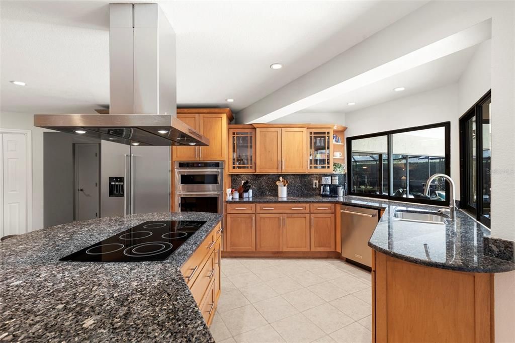 En Venta: $1,124,900 (5 camas, 3 baños, 3220 Pies cuadrados)