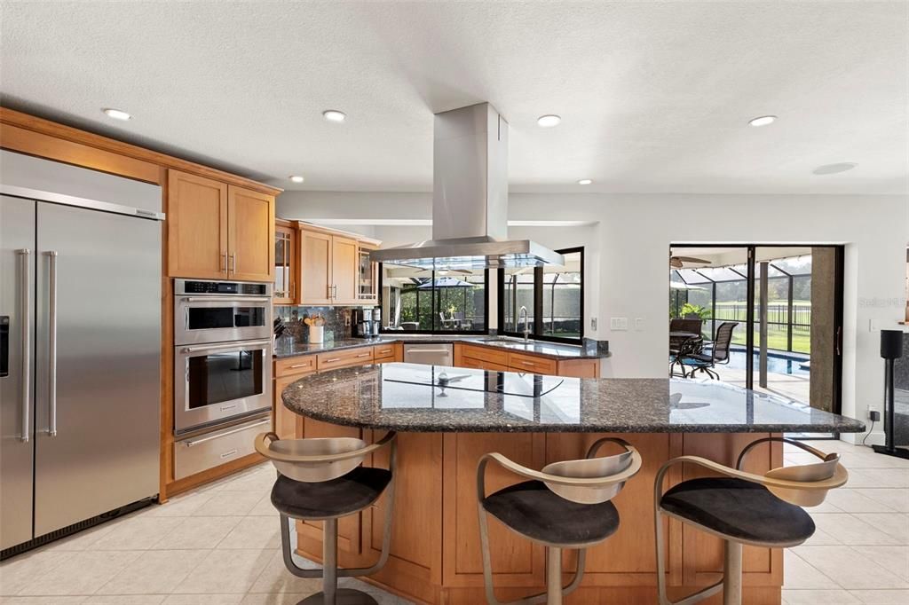 En Venta: $1,124,900 (5 camas, 3 baños, 3220 Pies cuadrados)