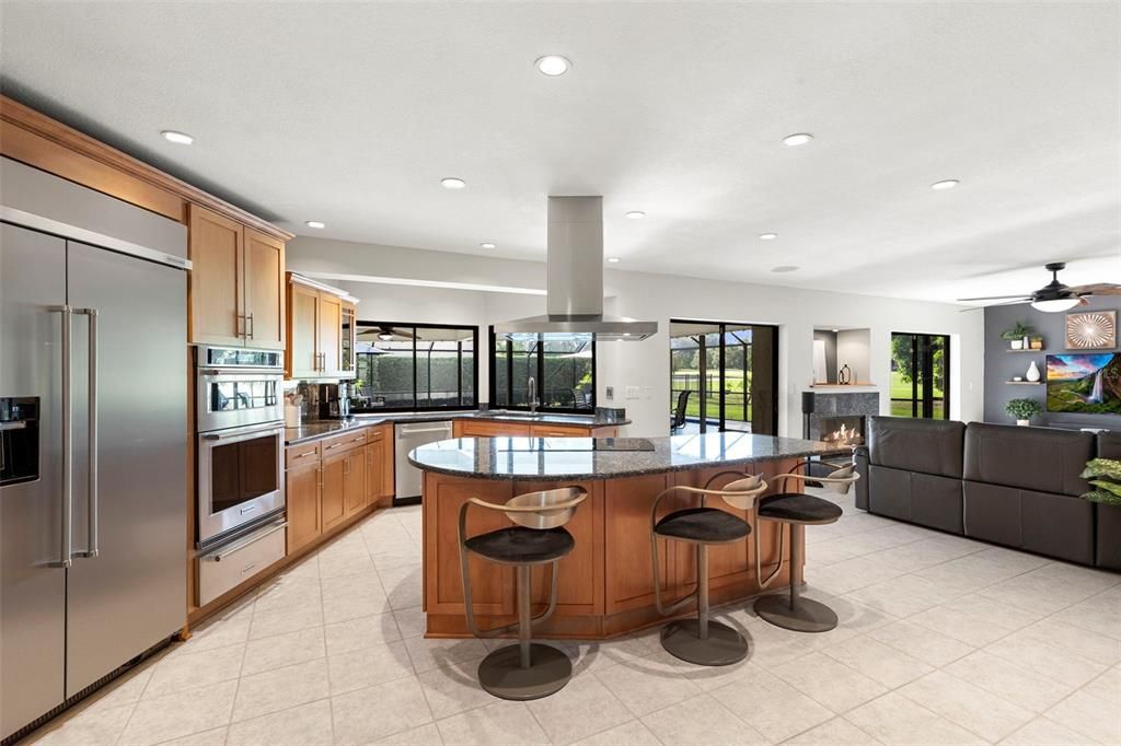 En Venta: $1,124,900 (5 camas, 3 baños, 3220 Pies cuadrados)