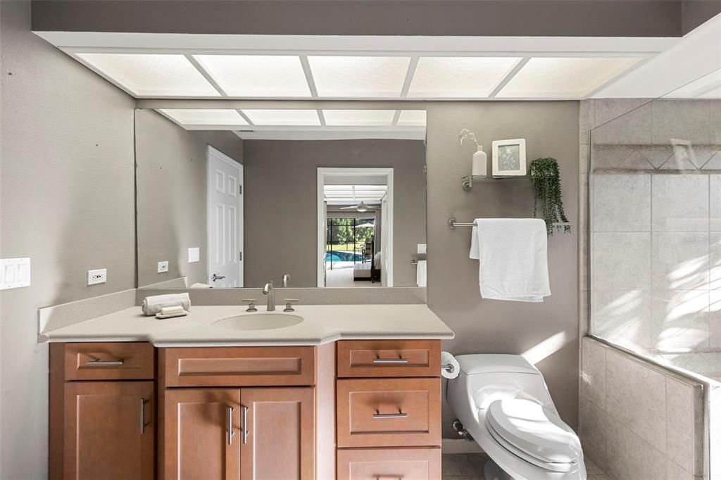 En Venta: $1,124,900 (5 camas, 3 baños, 3220 Pies cuadrados)