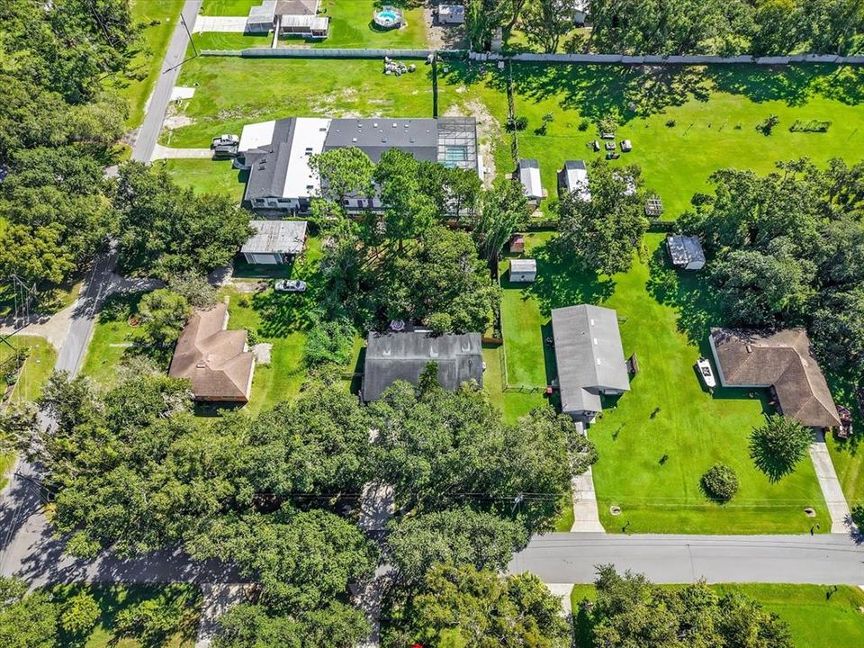 Active With Contract: $335,000 (3 beds, 2 baths, 1440 Square Feet)