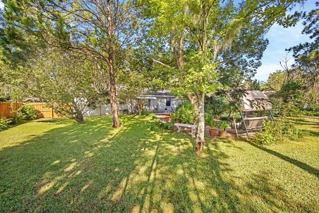 Active With Contract: $335,000 (3 beds, 2 baths, 1440 Square Feet)