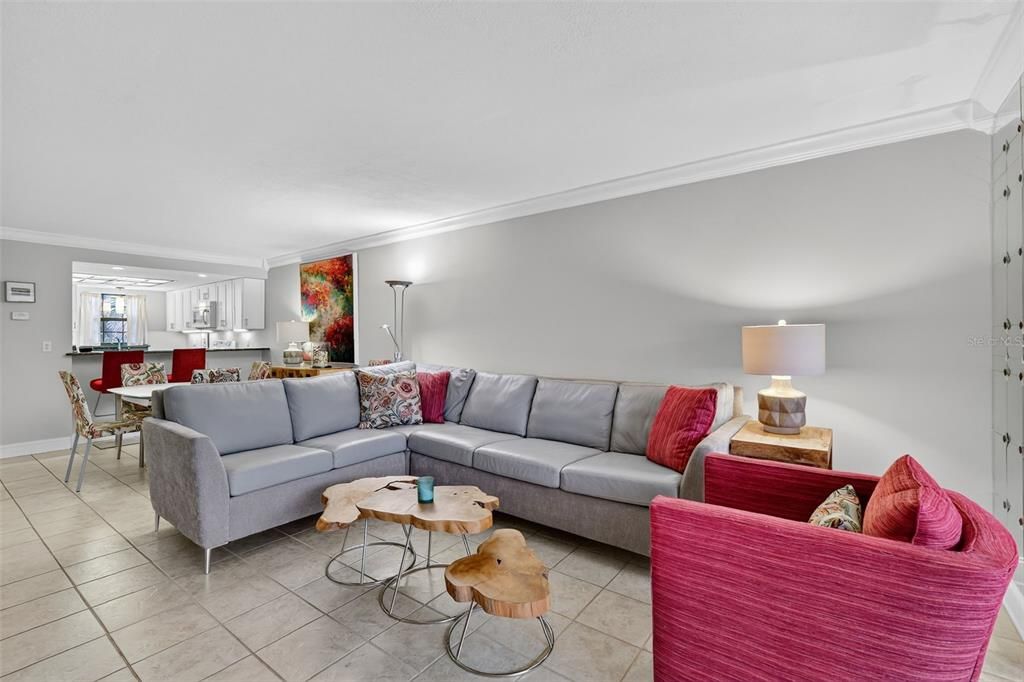 Active With Contract: $244,000 (2 beds, 2 baths, 1163 Square Feet)