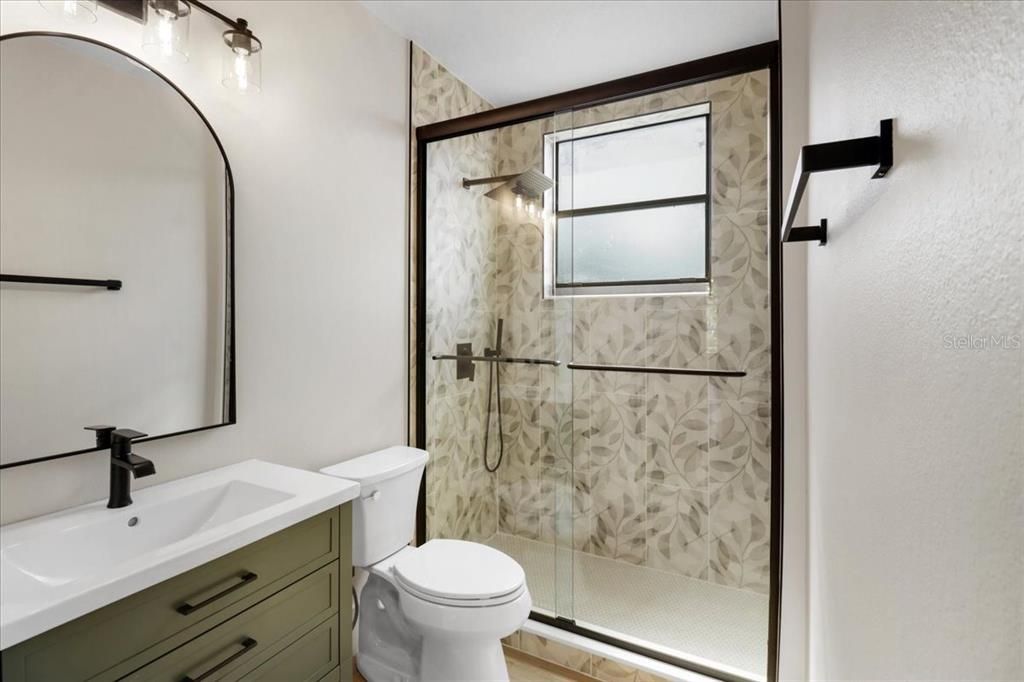 Под контрактом: $799,000 (5 спален, 4 ванн, 3390 Квадратных фут)