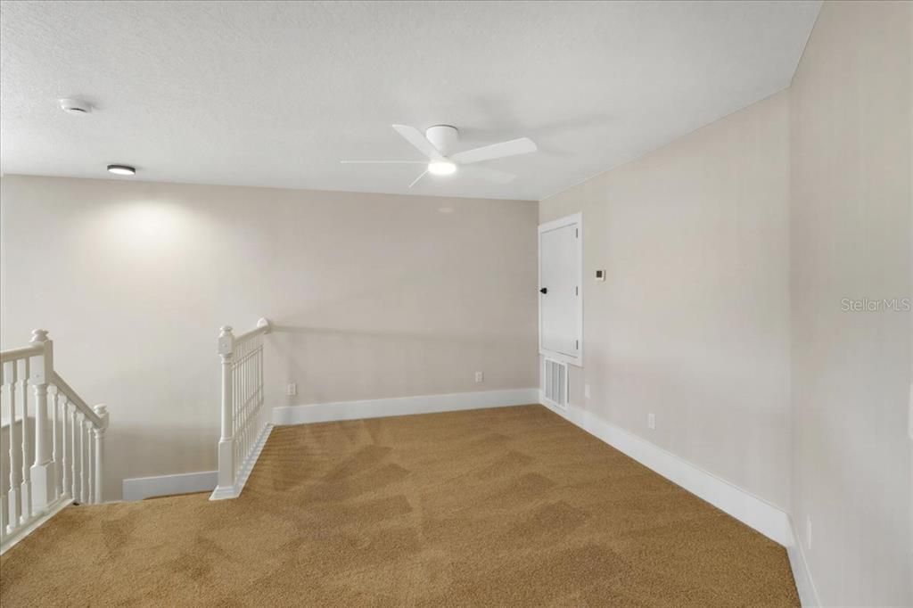 Под контрактом: $799,000 (5 спален, 4 ванн, 3390 Квадратных фут)