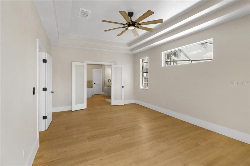 Под контрактом: $799,000 (5 спален, 4 ванн, 3390 Квадратных фут)