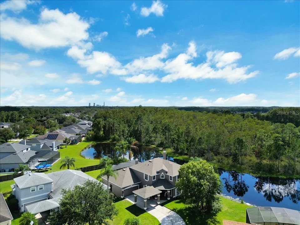 Под контрактом: $799,000 (5 спален, 4 ванн, 3390 Квадратных фут)