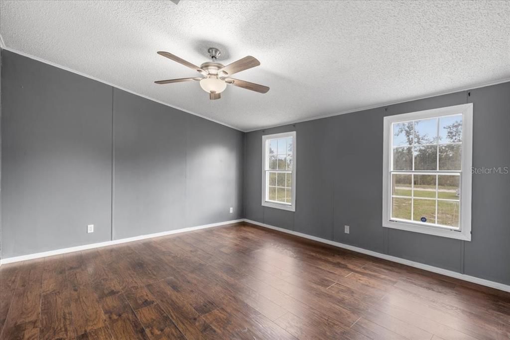 待售: $299,900 (3 贝兹, 2 浴室, 1620 平方英尺)