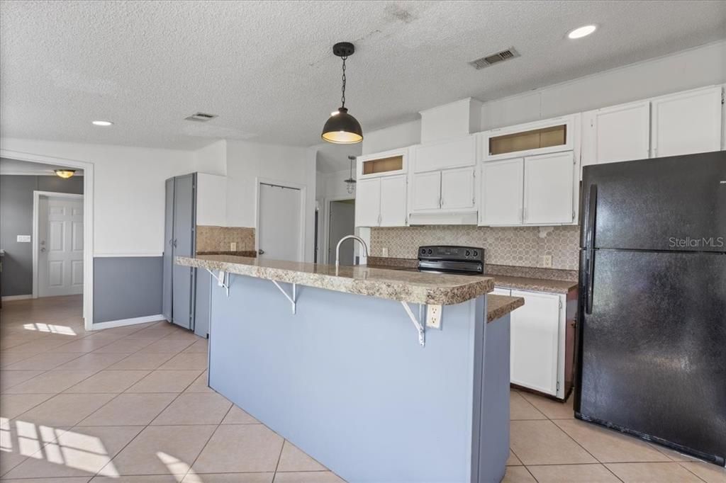 待售: $299,900 (3 贝兹, 2 浴室, 1620 平方英尺)