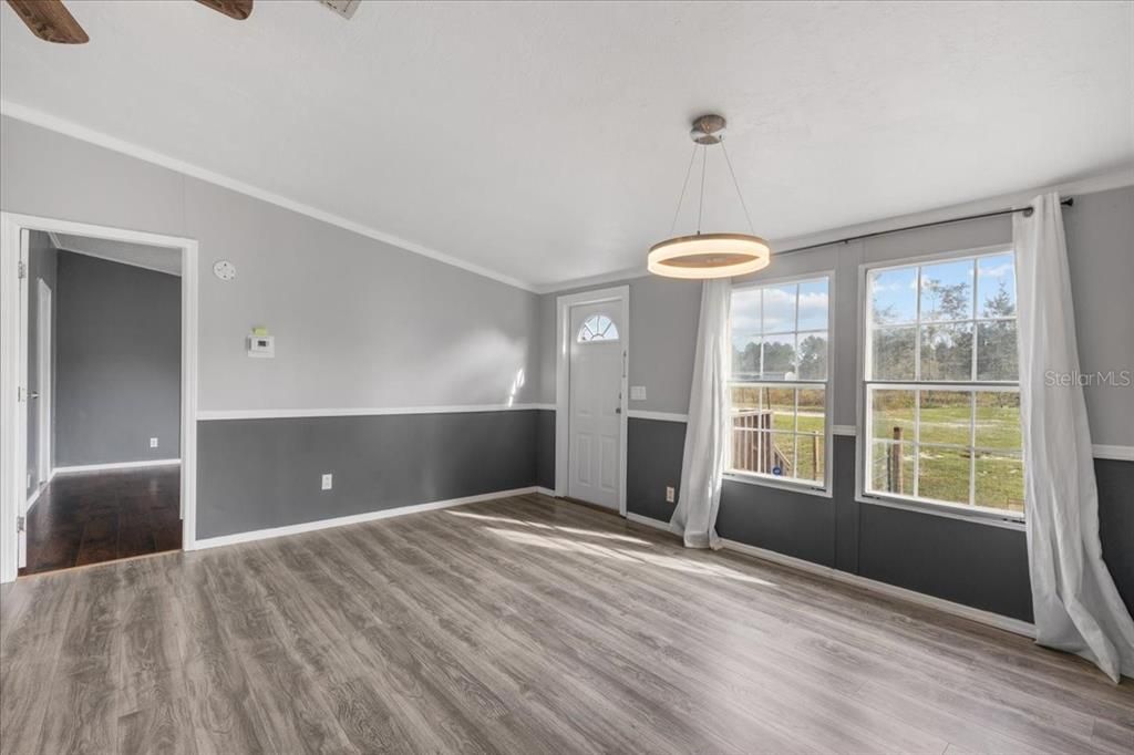 待售: $299,900 (3 贝兹, 2 浴室, 1620 平方英尺)