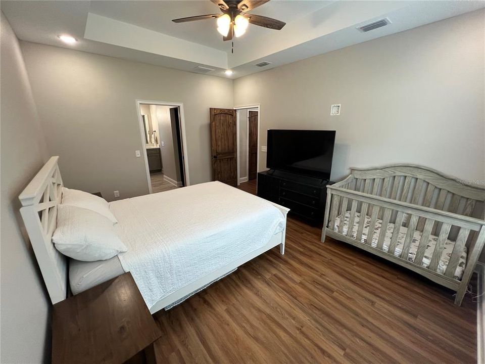 For Rent: $2,400 (3 beds, 2 baths, 1513 Square Feet)