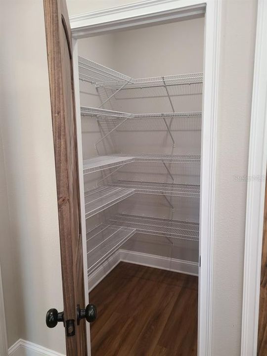 For Rent: $2,400 (3 beds, 2 baths, 1513 Square Feet)