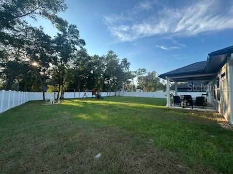 For Rent: $2,400 (3 beds, 2 baths, 1513 Square Feet)