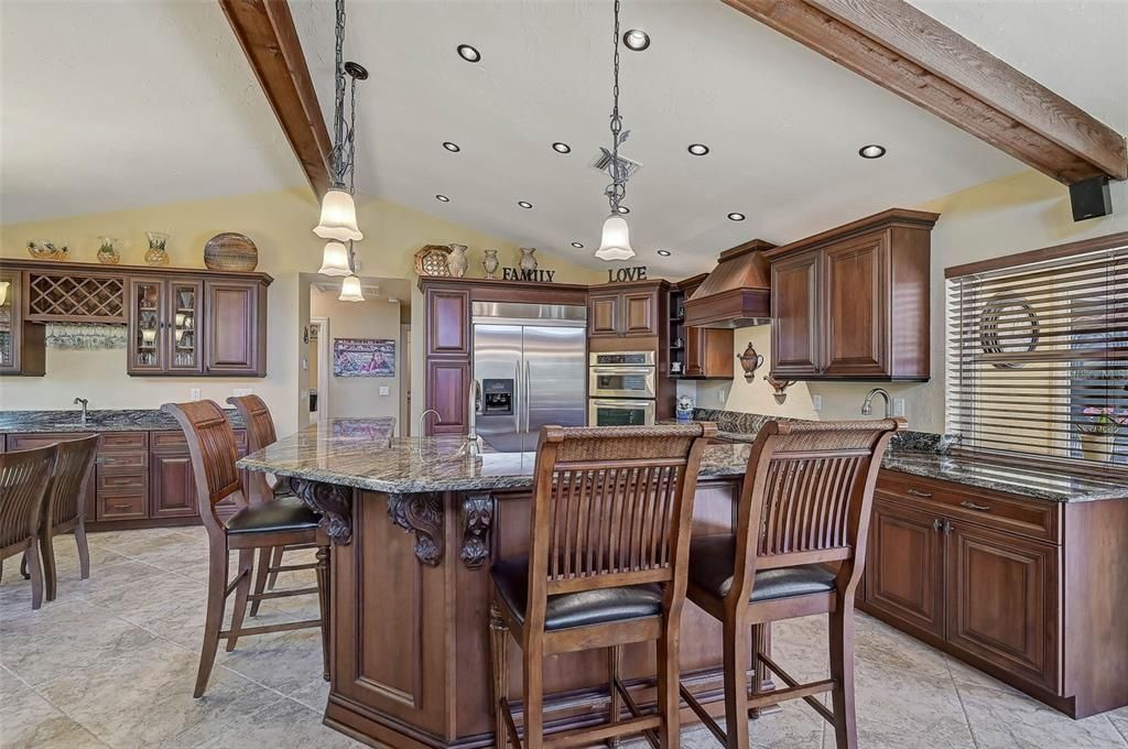 На продажу: $1,175,000 (3 спален, 2 ванн, 2735 Квадратных фут)