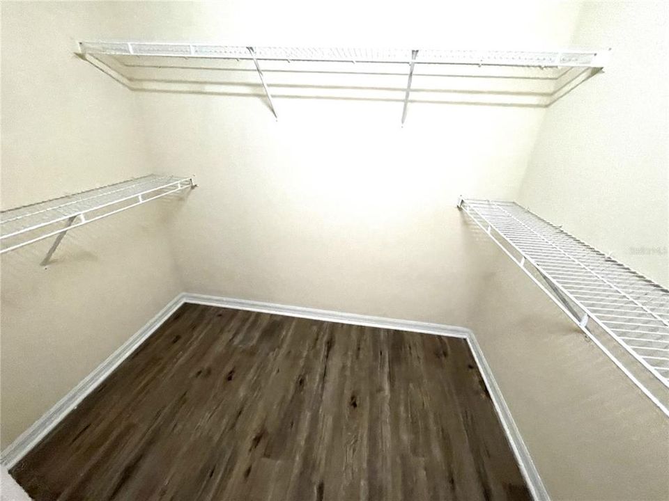 For Rent: $2,200 (3 beds, 2 baths, 1796 Square Feet)