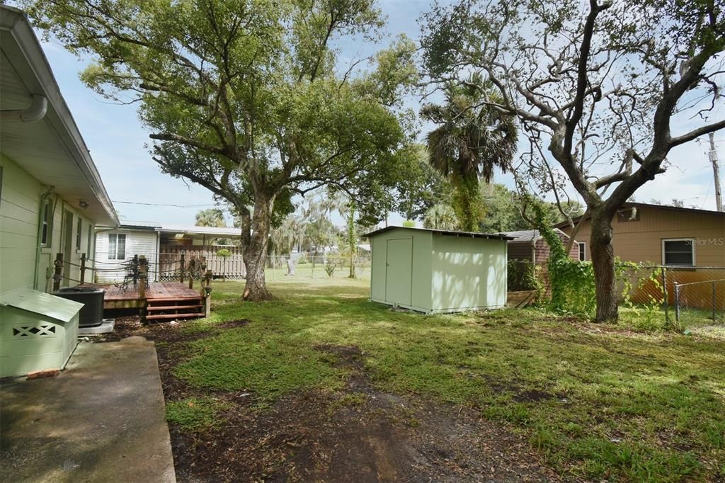 Active With Contract: $250,000 (3 beds, 2 baths, 1408 Square Feet)