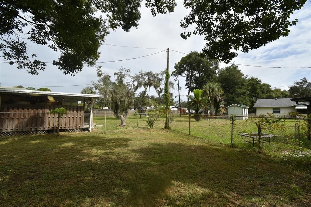 Active With Contract: $250,000 (3 beds, 2 baths, 1408 Square Feet)