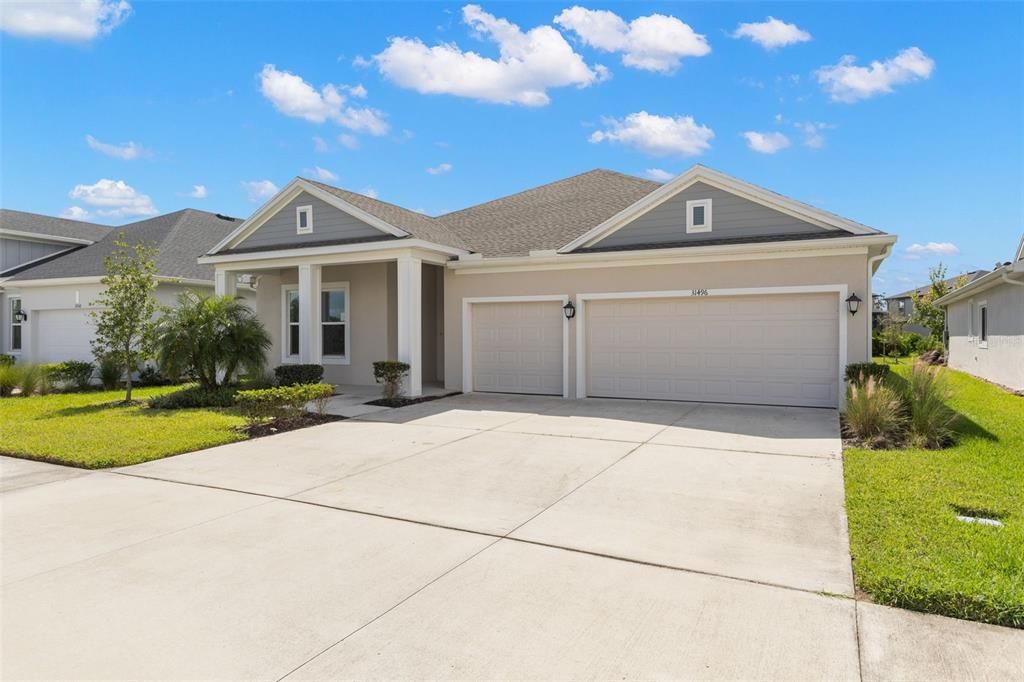 For Sale: $719,900 (4 beds, 3 baths, 2822 Square Feet)