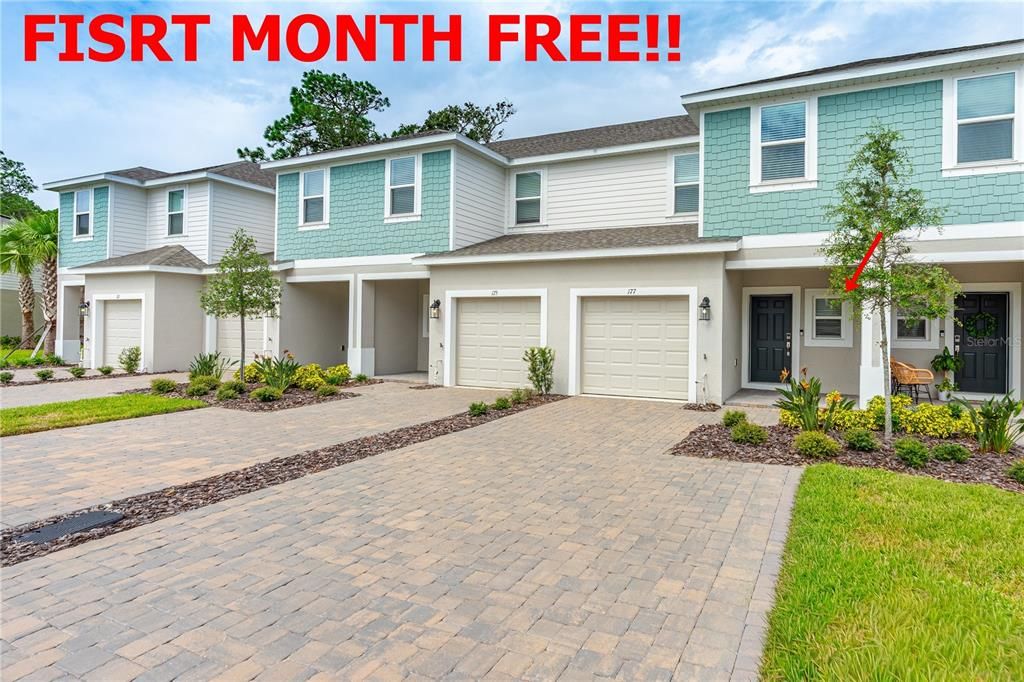 For Rent: $2,000 (3 beds, 2 baths, 1373 Square Feet)