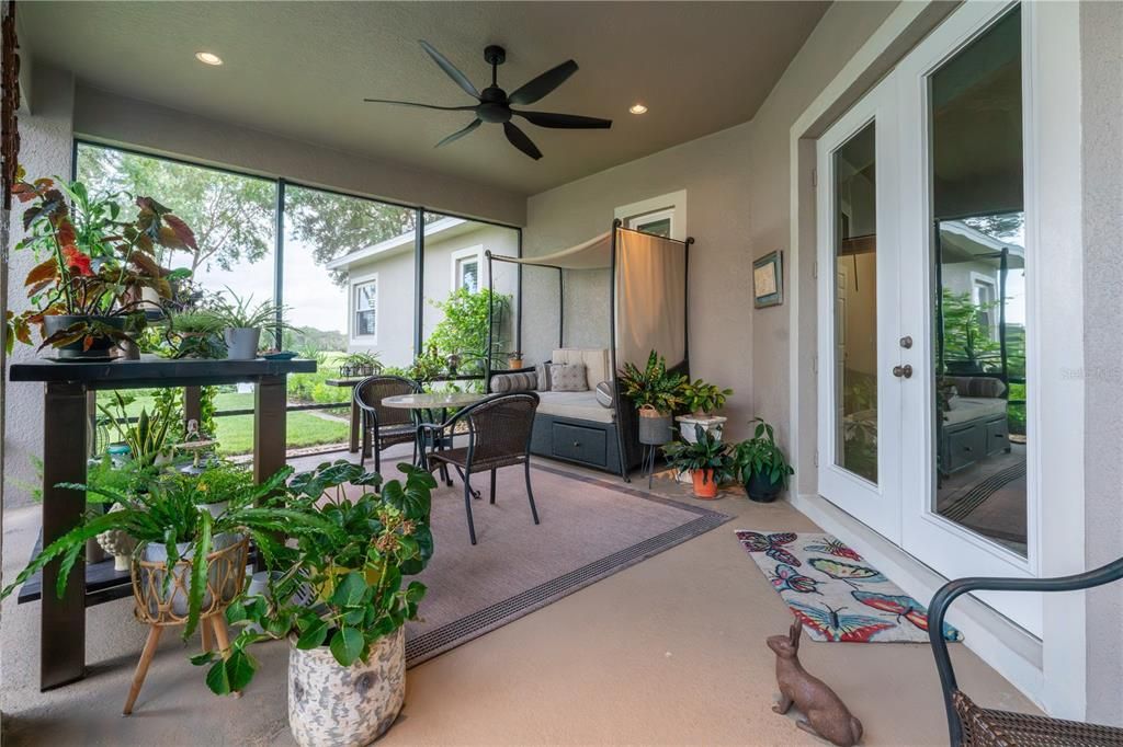 Activo con contrato: $949,000 (5 camas, 3 baños, 3662 Pies cuadrados)