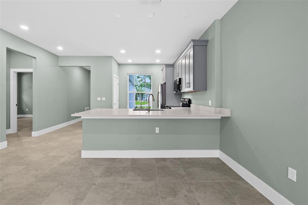 For Rent: $1,950 (3 beds, 2 baths, 1314 Square Feet)