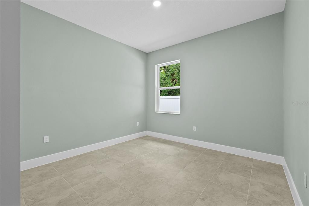 For Rent: $1,950 (3 beds, 2 baths, 1314 Square Feet)