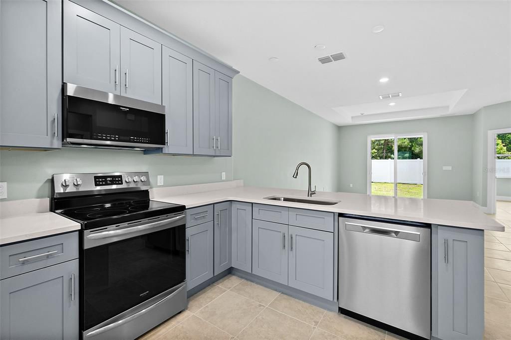 For Rent: $1,950 (3 beds, 2 baths, 1314 Square Feet)