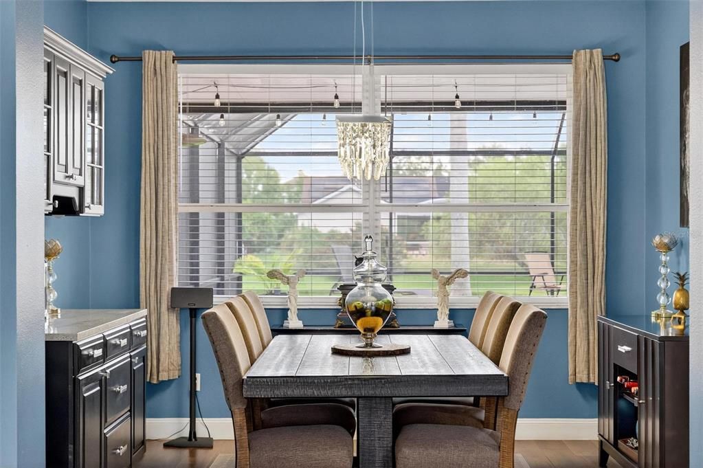 待售: $610,000 (4 贝兹, 2 浴室, 2526 平方英尺)