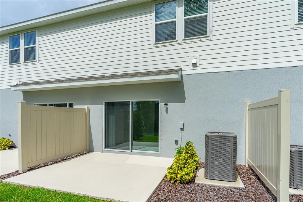 For Rent: $2,000 (3 beds, 2 baths, 1373 Square Feet)