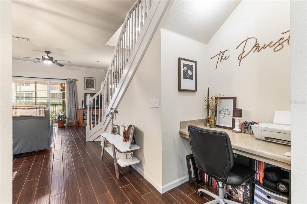 Active With Contract: $199,900 (2 beds, 2 baths, 1275 Square Feet)