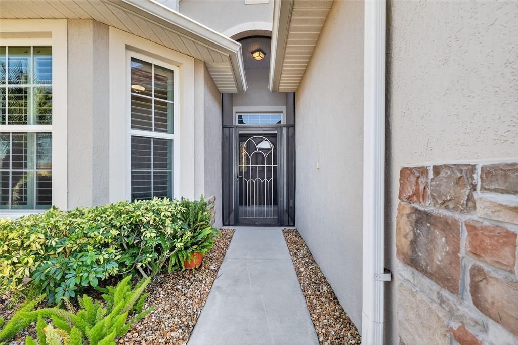 For Sale: $535,000 (3 beds, 2 baths, 2018 Square Feet)